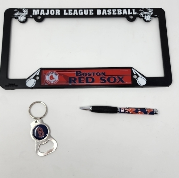 Boston Red Sox Fan Bundle License Plate Holder Pen Keychain Bottle Opener NWOT - Picture 5 of 6